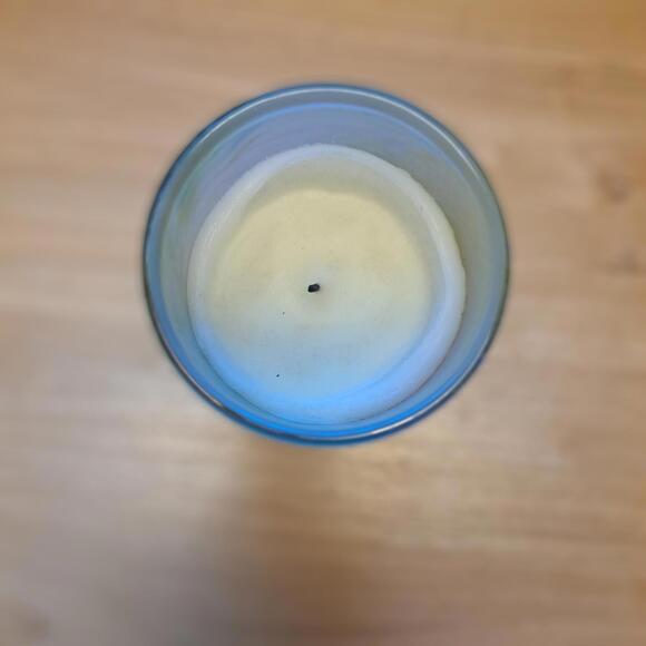 Anthropologie Laney Fresh 'Fern Moss' Cheena Glass Candle - Pre-owned - Picture 3 of 4